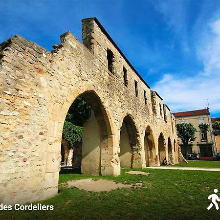 Apartament Le Petit Barbusse, Proche Centre Avec Netflix Reims Zewnętrze zdjęcie