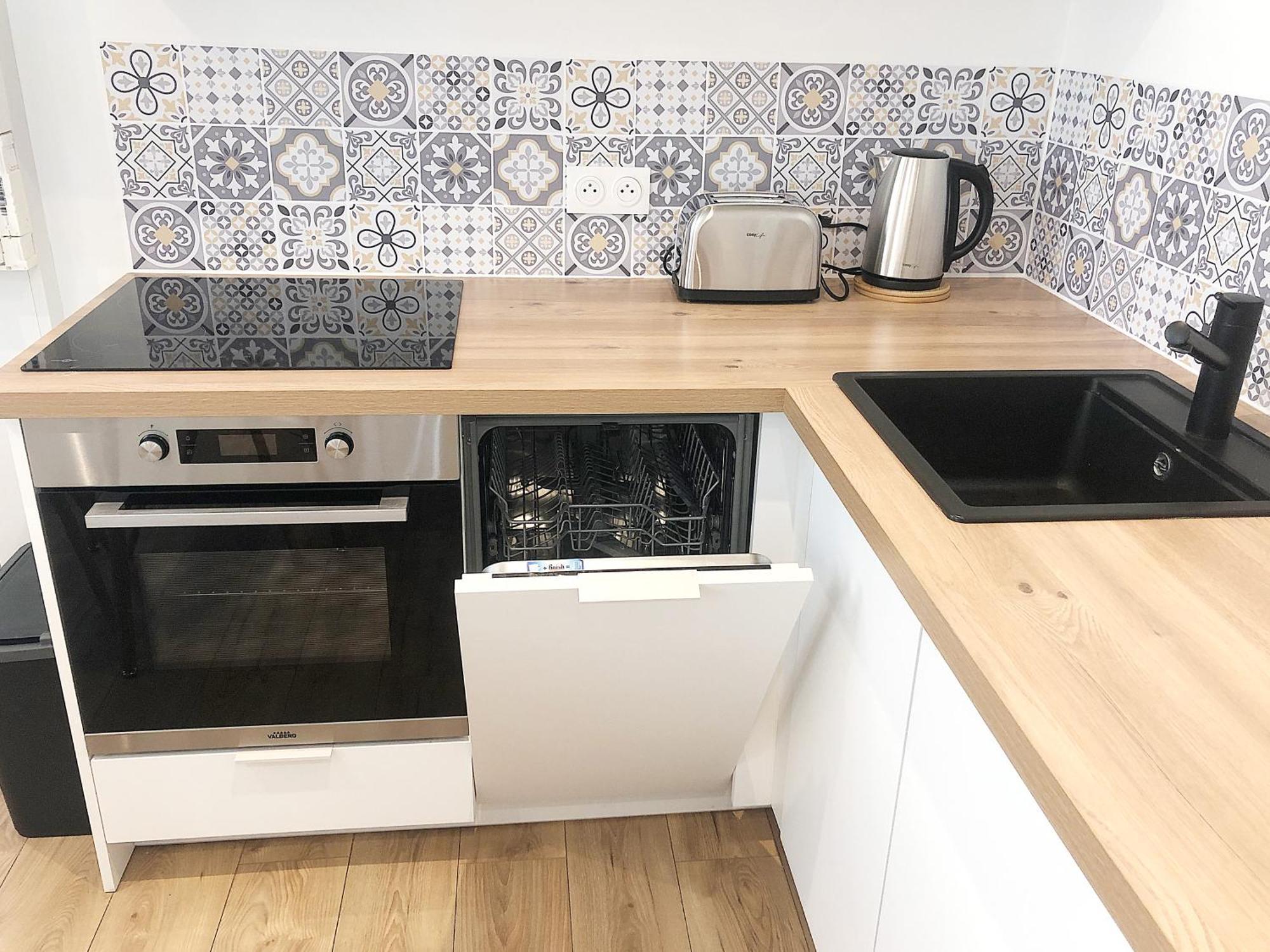 Apartament Le Petit Barbusse, Proche Centre Avec Netflix Reims Zewnętrze zdjęcie