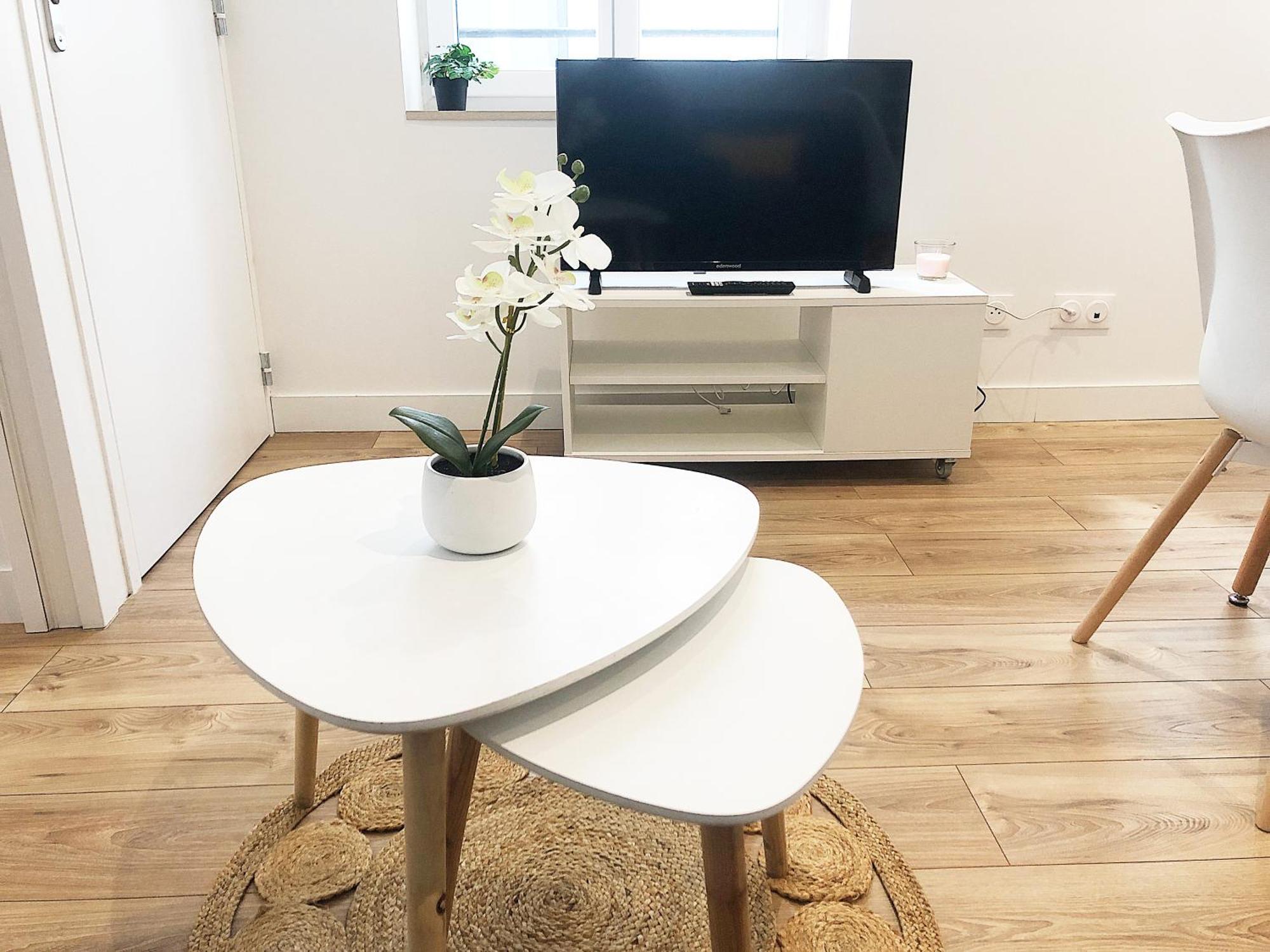 Apartament Le Petit Barbusse, Proche Centre Avec Netflix Reims Zewnętrze zdjęcie